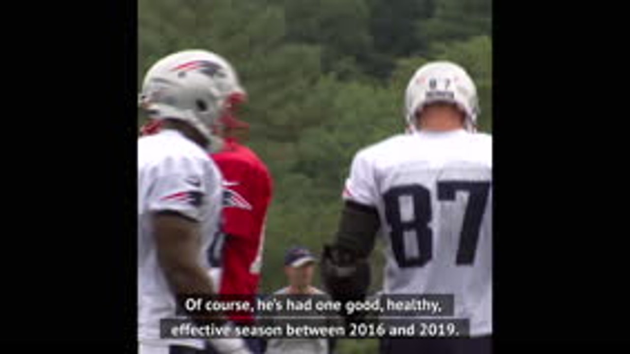 NFL analyst sceptical about Gronk in Tampa