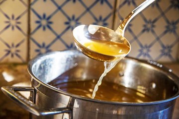 Restaurants Are Selling Their Chicken Stock, and You Should Buy It