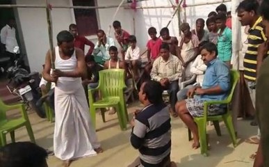 Bihar: मुखिया ने भरी पंचायत में डंडे से की टीचर की पिटाई, छात्राओं से छेड़खानी का लगा था आरोप
