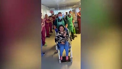 ESHT nurse Uma Pradhan leaving Hospital to a round of applause #NHSCovidHeroes #NHSHeroes