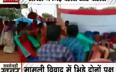Telangana: शादी समारोह में हंगामा, कुर्सियों के साथ मारपीट करते नजर आए घराती- बाराती