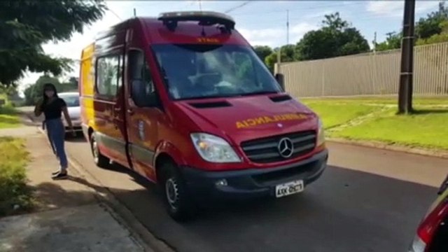 Mulher é socorrida no Bairro Country após ter sido agredida