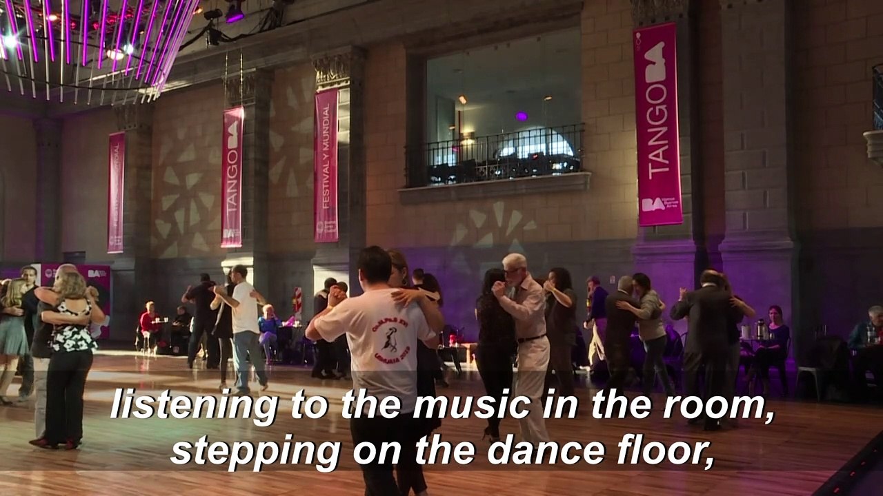 Argentina's tango glides into the living room due to pandemic