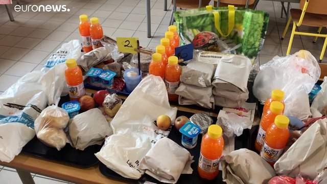 Die Krankheit ist wie Krieg - Flüchtlinge helfen in der Corona-Krise