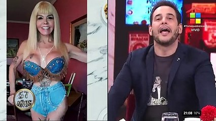 Las polémicas fotos hot de Adriana Aguirre