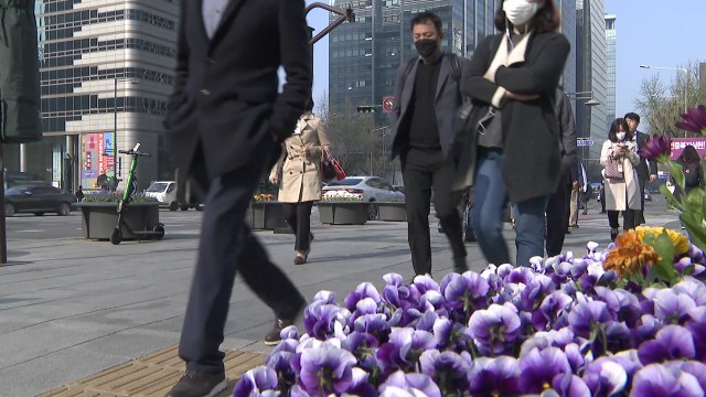 [날씨] 맑고 어제보다 따뜻, 서울 21℃...대기 건조 / YTN