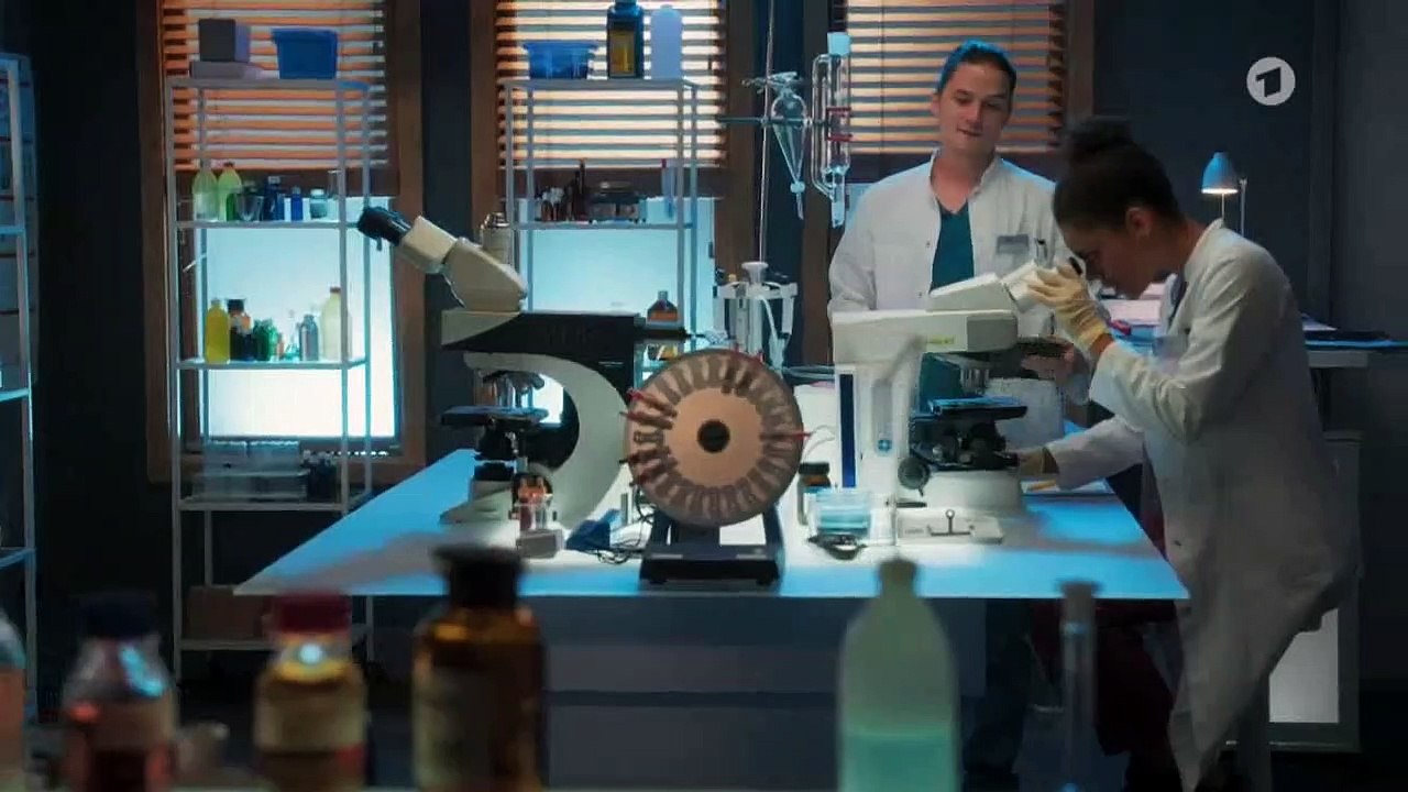 Lernen und lernen lassen (155) - In aller Freundschaft - Die jungen Ärzte