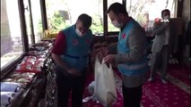 Camiler ihtiyaç sahiplerine aracılık ediyor