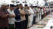 Coronavirus: Indonesian Muslims pray together during Ramadan in Aceh mosques despite Covid-19 risk