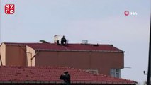 Hava almak için çatıya çıktı karşısında polis dronesini görünce şaşkına döndü