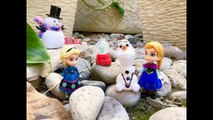 FROZEN Dolls Anna and Elsa SNOW GLOBE Collection Toys