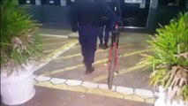 Em abordagem da Guarda Municipal de Cascavel, dupla é detida no Brasmadeira suspeita de furto de bicicleta