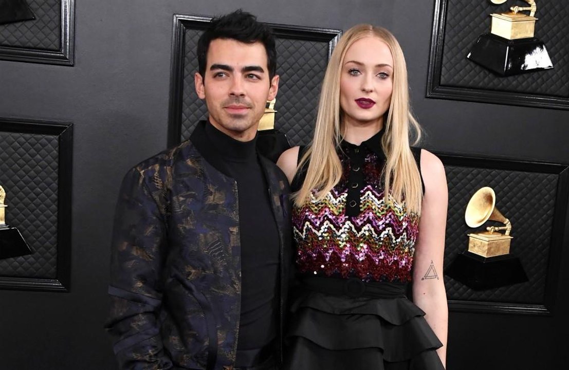 Sophie Turner 'obrigou' Joe Jonas a virar fã de 'Harry Potter'