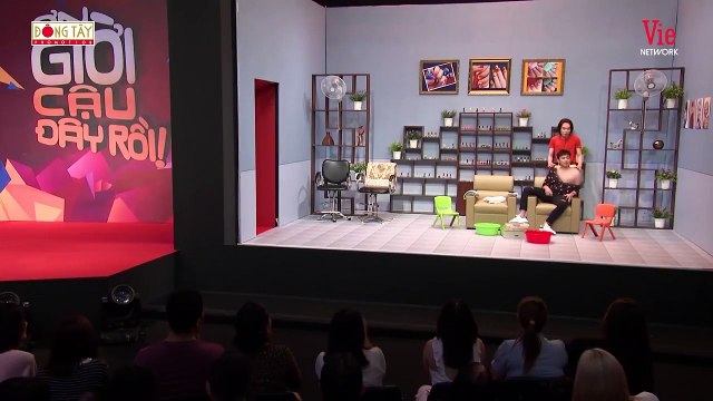 Quang Trung sửng sốt khi được Trấn Thành yêu cầu mát-xa trên sân khấu | Ơn Giời Cậu Đây Rồi Mùa 6