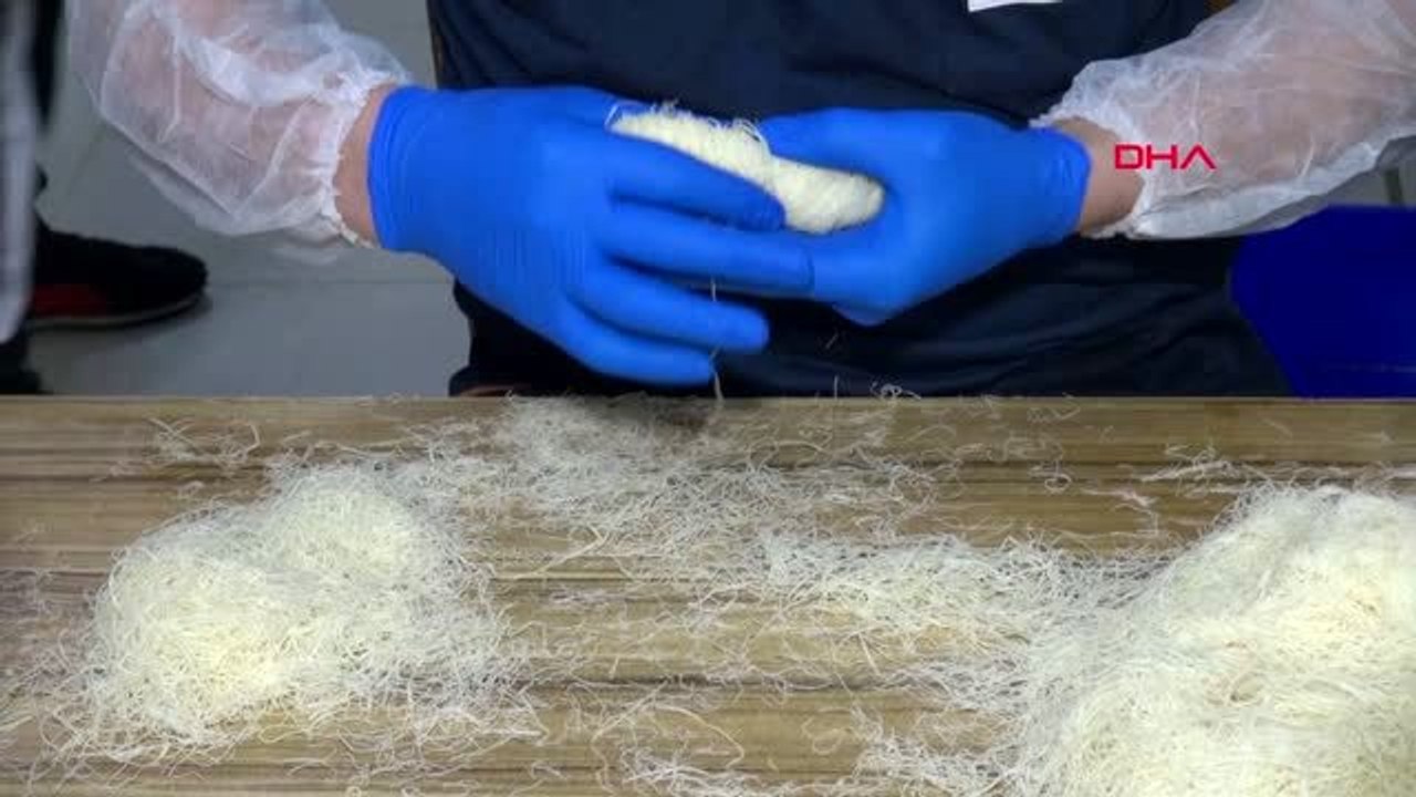 ERZURUM Ramazanın vazgeçilmez lezzeti, kadayıf dolması