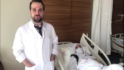 63 yaşındaki kadının yumurtalığından 23 santimetre çapında kitle çıkarıldı