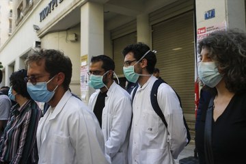 Aksi Demonstrasi Tenaga Medis Yunani