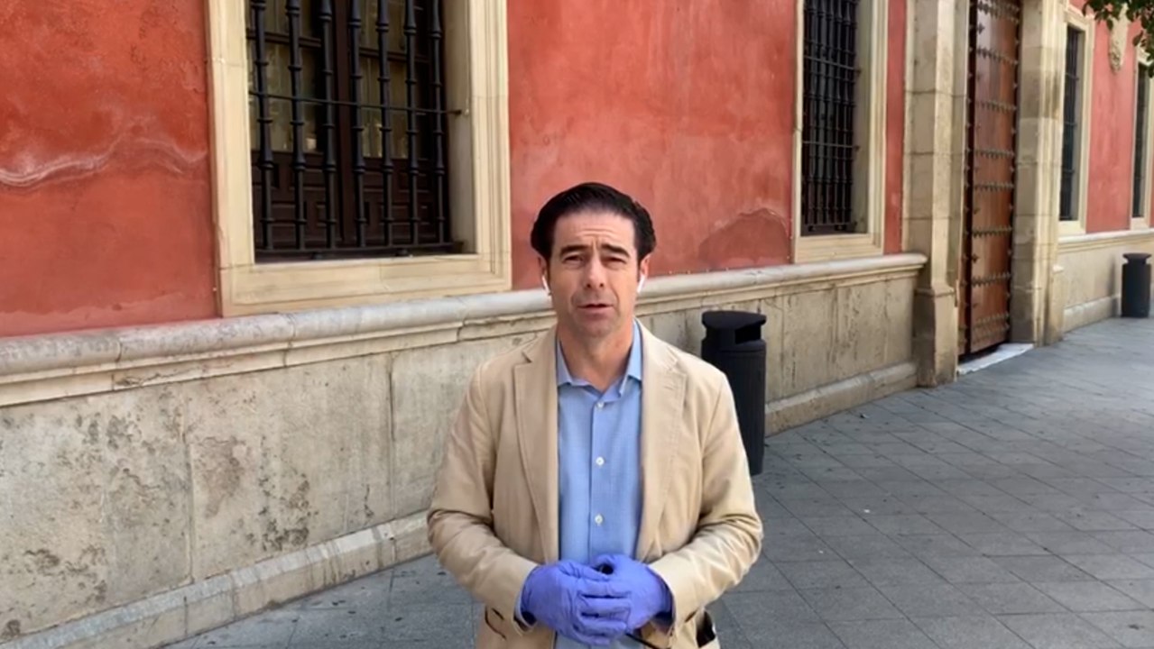 Hosteleros de Sevilla y Provincia "indignados" con el Gobierno