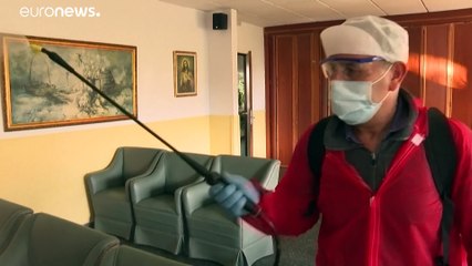 Covid-19: in Spagna aumentano i morti giornalieri ma il trend resta positivo. La Fase 2 è urgente