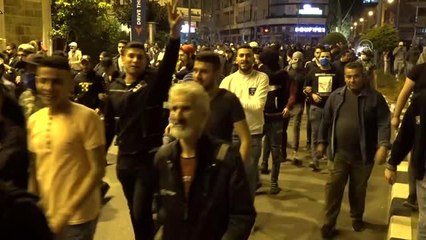 Lübnan'daki protesto gösterileri yayılmaya devam ediyor
