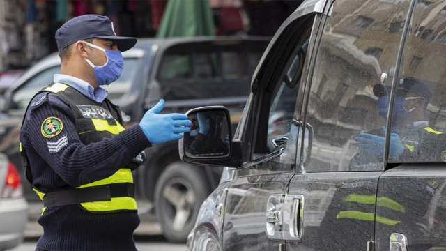 الحكومة الأردنية تخفف إجراءات حظر التجول وفق تعليمات مشددة