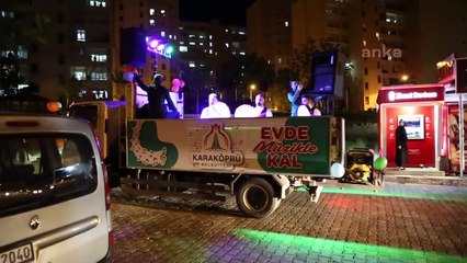 Şanlıurfa'da Karaköprü Belediyesi'nden 'evde kalan' vatandaşlara araçla ilahi dinletisi