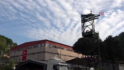 Sigarayı bırakan madenci, koronavirüsten de korunuyor