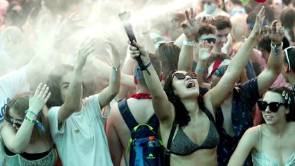 Most Americans to avoid live events until virus vaccine: poll