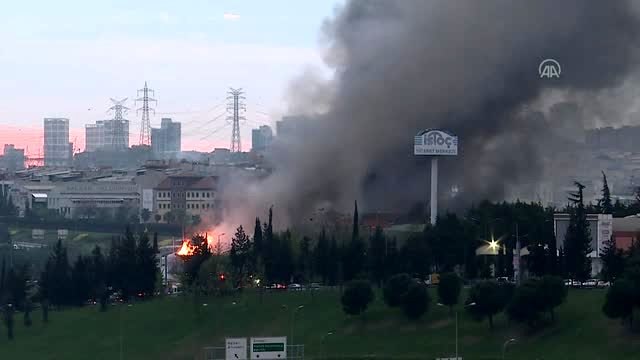 Ambalaj atığı toplama ve ayırma tesisinde yangın (2)
