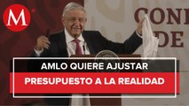 AMLO defiende iniciativa de reasignación de presupuesto con pañuelo blanco