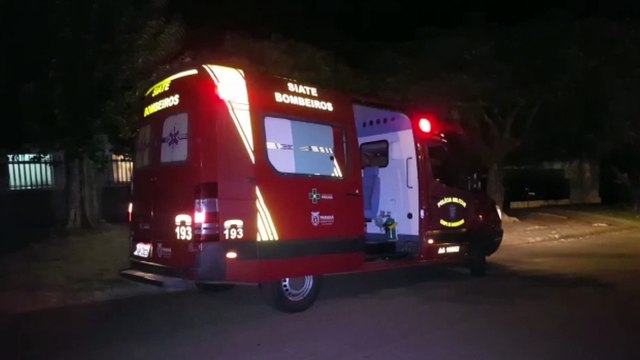 Homem é socorrido após sofrer queda em banheiro de residência