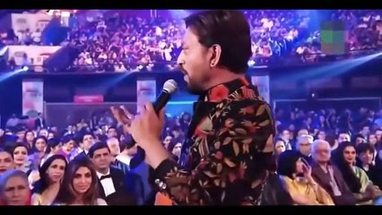 Download Video: RIP Irfan Khan | Best Moment Of Irfan and Shahrukh Khan Together In Filmfare Awards Show