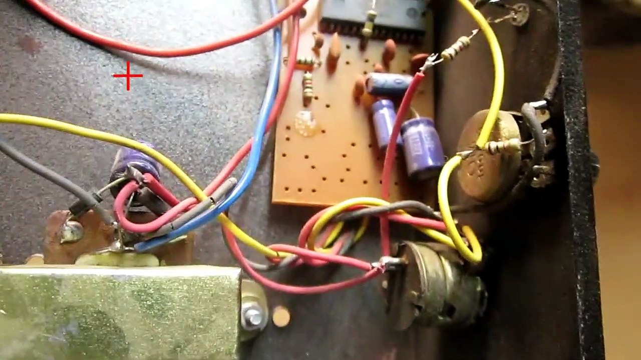 How to fix  F.M radio (बंद एफ.एम को कैसे ठीक करें)