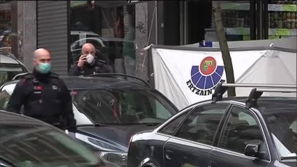Un octogenario mata a otro en mitad de la calle en Bilbao