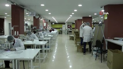 Suriye sınırında günlük 40 Bin maske üretiliyor