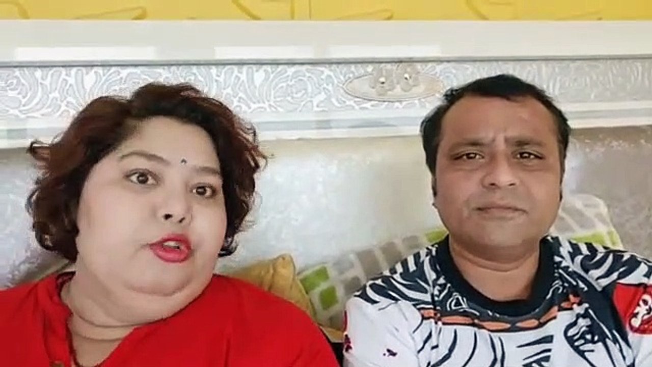 கிண்டலாக கரோனா  வைரஸ்  விழிப்புணர்வு செய்யும் நடிகர் தம்பதி ஆர்த்தி தினேஷ்.