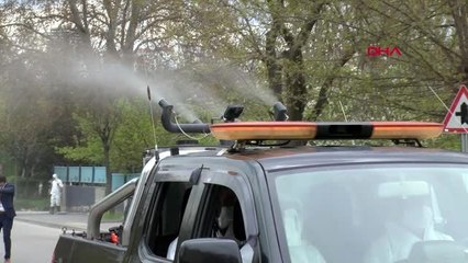 Mamak'ta 80 kişilik ekiple dezenfekte çalışması