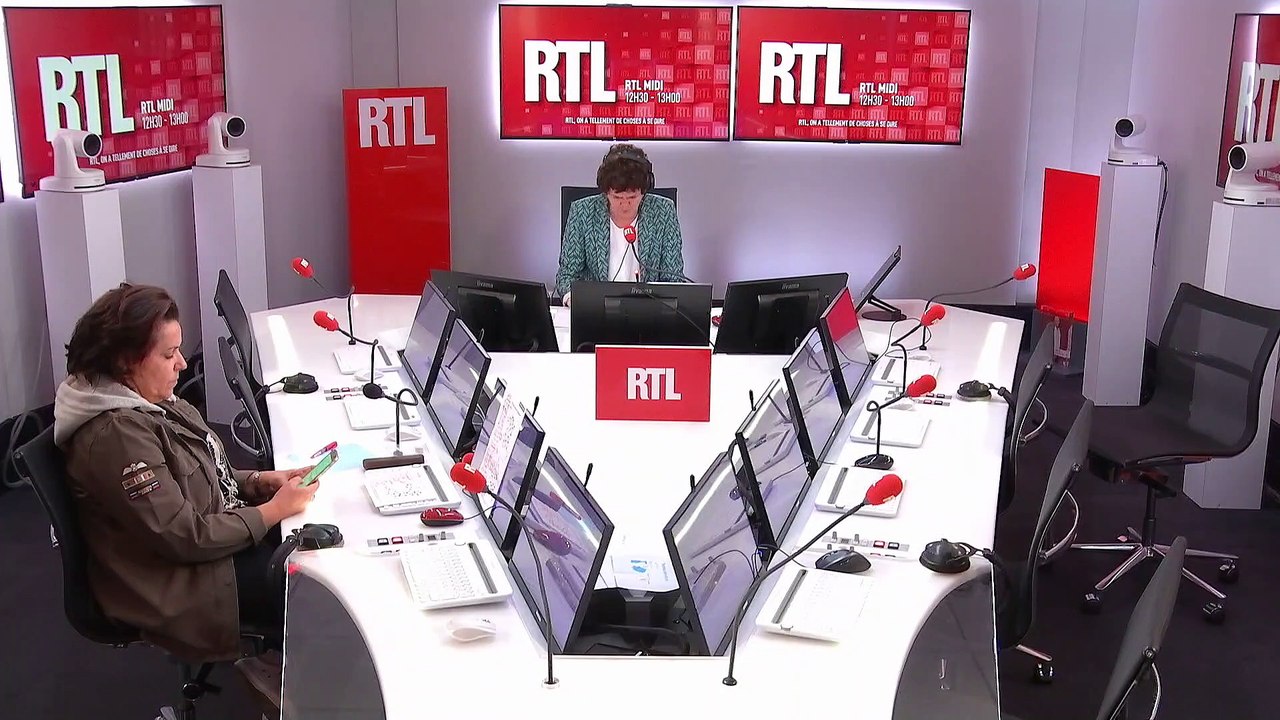 Les infos de 12h30 - Coronavirus :  "Captain Tom", nouveau héros des Britanniques, fête ses 100 ans