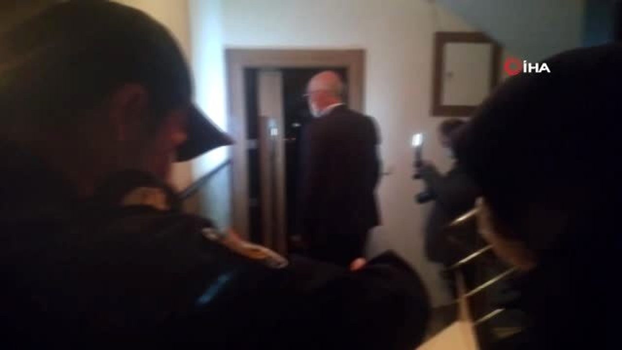 - Emniyet Müdüründen lise öğrencisine pastalı doğum günü sürprizi