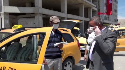 Van'da, taksi ve toplu taşıma aracı sürücülerine 10 bin maske