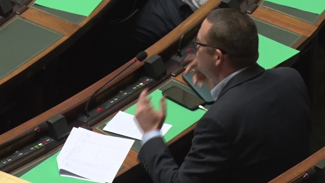 Hedebouw (PTB) : Nous reverrons notre patron avant notre famille