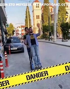 Παγκόσμια Ημέρα Γέλιου: Εδώ βλέπεις τον Μάνο Παπαγιάννη, αλλά δεν πάει ο νους σου τι κάνει!