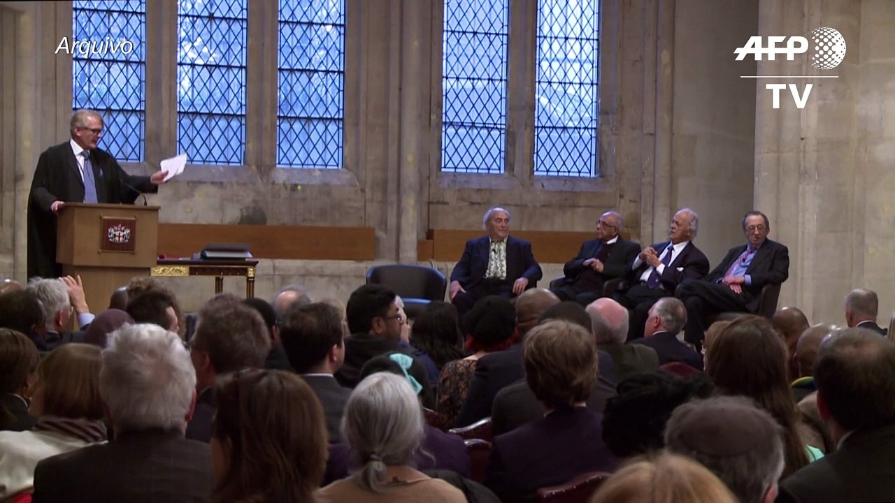 Morre Denis Goldberg, grande nome da luta contra o apartheid