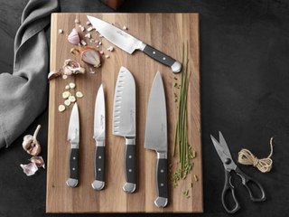 The 7 Best Wooden Cutting Boards (For Every Cook)