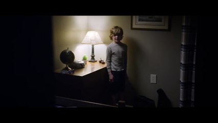 The Wretched movie clip - Don't Let Her In