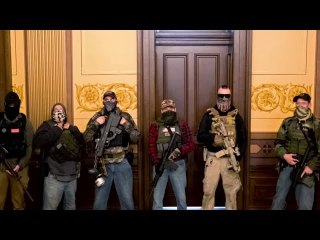 Hundreds protest in Michigan seeking end to governor's emergency powers
