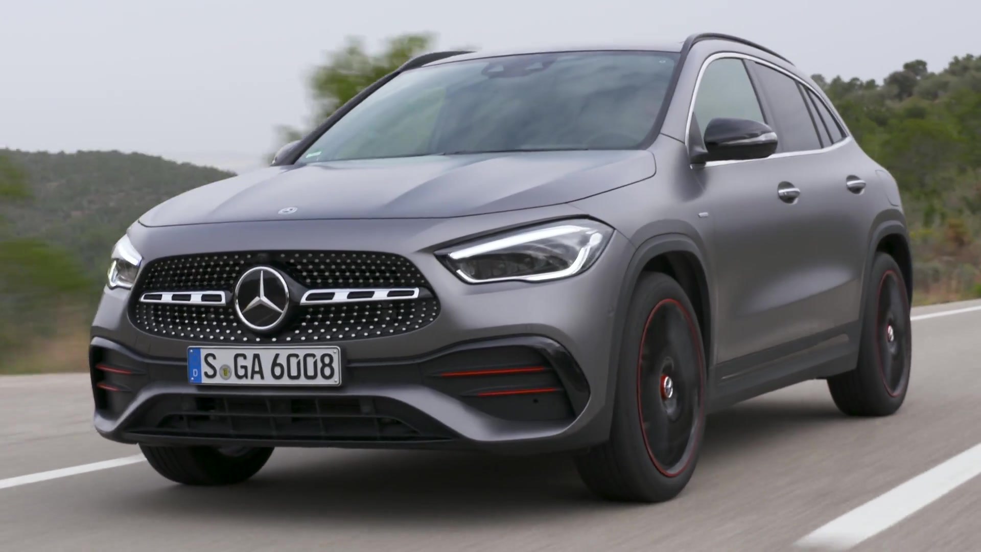The New Mercedes Benz Gla 0 Edition 1 In Grey Magno Driving Video Video Dailymotion