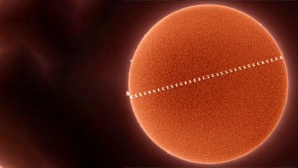 Türk astrofotoğrafçı, ender bir an olan Uluslararası Uzay İstasyonu'nun Güneş'ini görüntülemeyi başardı