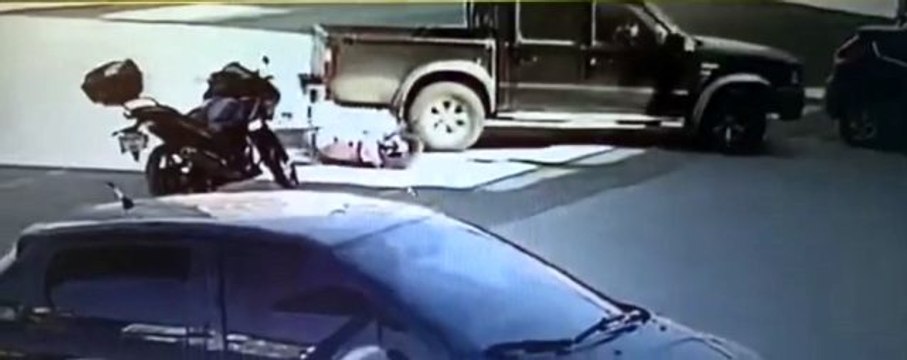 İki gün önce aldığı motosikleti hurdaya döndü