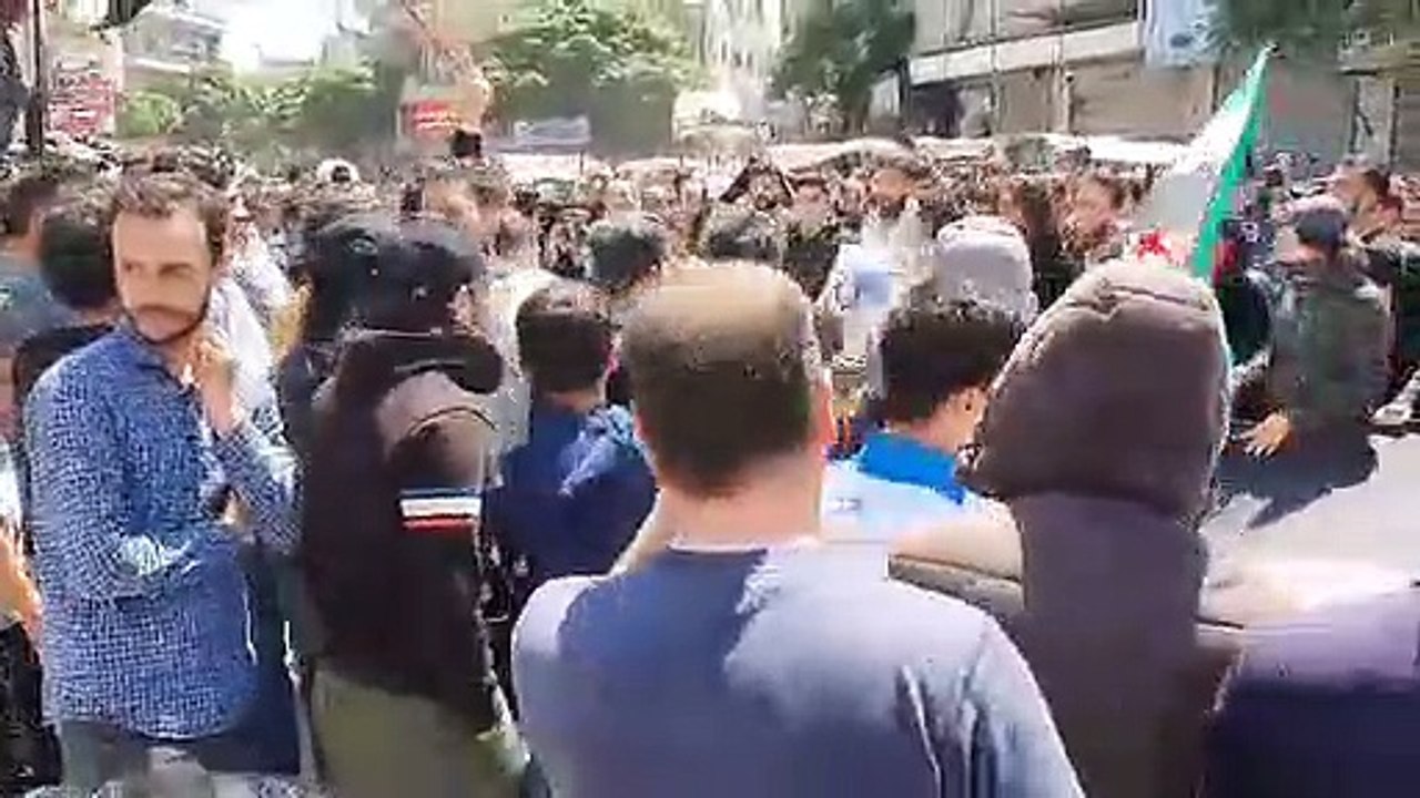مظاهرات عارمة بإدلب تطالب بإسقاط " الجولاني" وهيئة تحرير الشام
